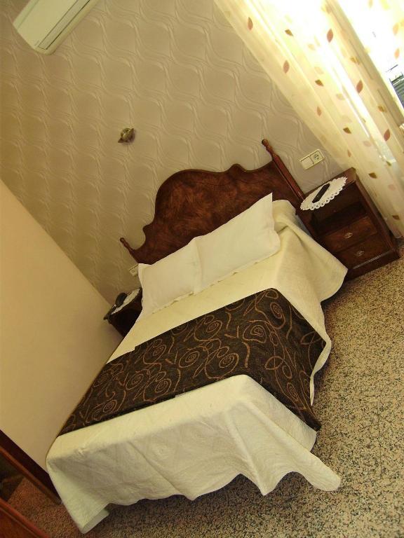 Hostal Miguel Angel Madrid Exterior photo