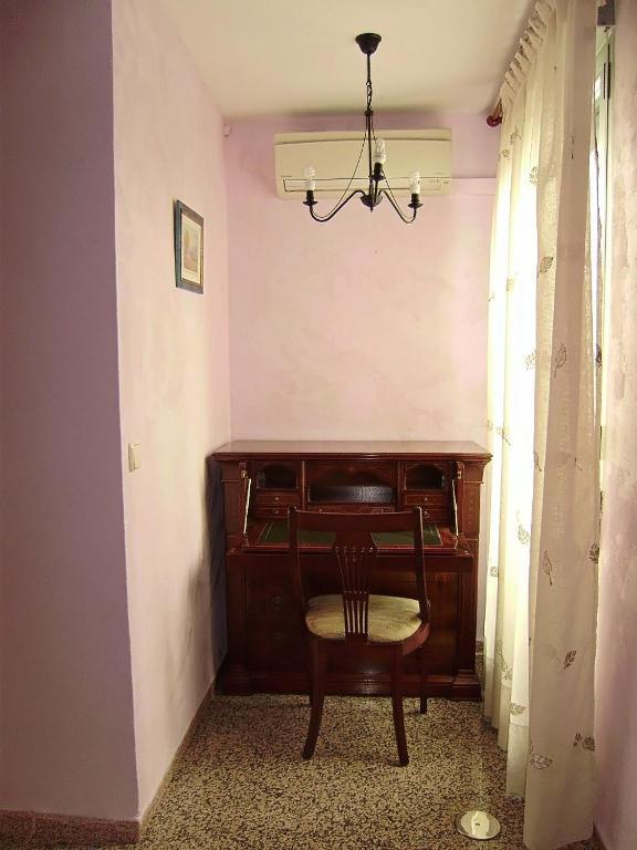 Hostal Miguel Angel Madrid Exterior photo