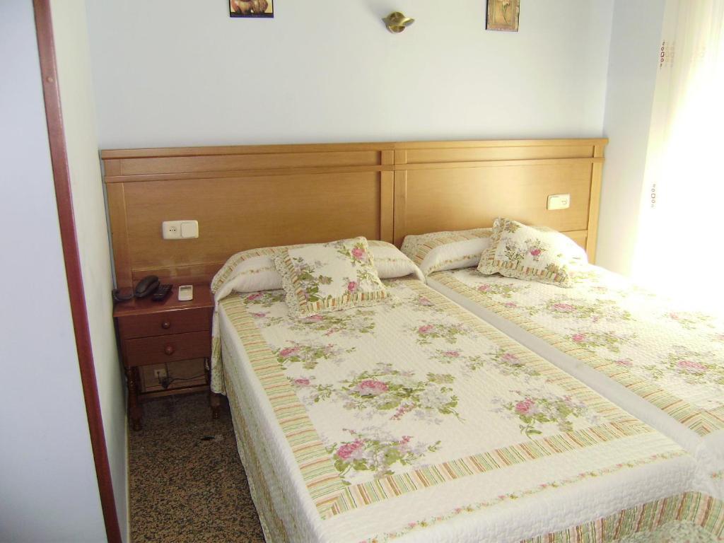Hostal Miguel Angel Madrid Exterior photo